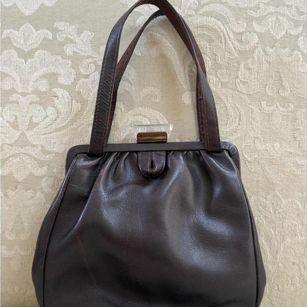 Vintage Kiss lock brown leather purse